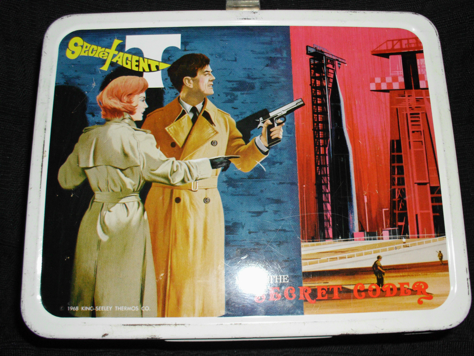 http://www.greatestcollectibles.com/wp-content/uploads/2012/05/1968-Secret-Agent1.jpg